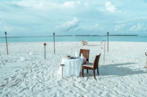 Privates Dinner auf einsamer Insel Malediven